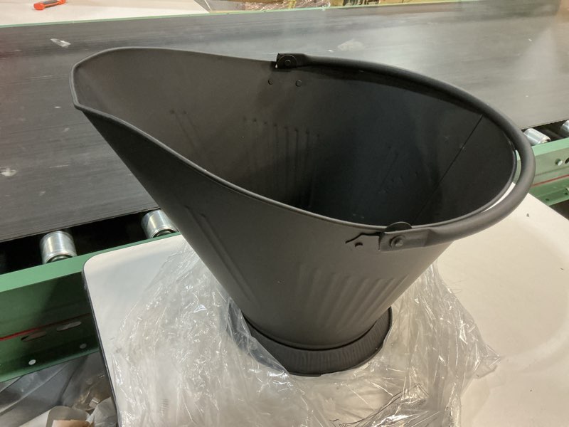 Condition photo showing Good Condition for AMAGABELI GARDEN & HOME XXL 5-Gallon Ash Bucket for Fireplace Metal Coal Bucket Wood Stove Charcoal Bucket Hot Ashes Can Pail Fireside for Fire Pit Firewood Burning Indoor Outdoor Grill Hearth Tools 5gal Ash Bucket