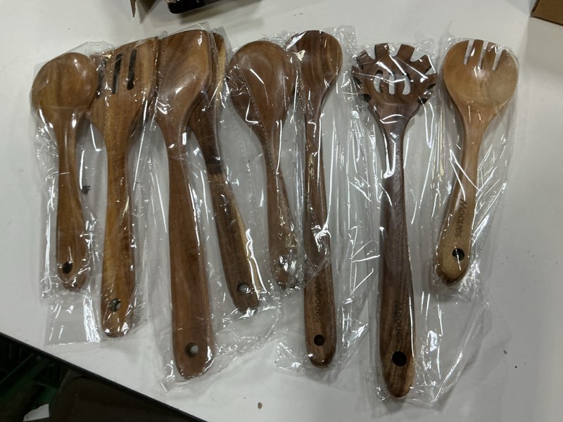 Condition photo showing Good Condition for ( incomplete ) wooden spoons for cooking, 10pcs teak wood cookware utensil set with hooks - smooth finish, non-stick, comfortable grip, heat resistant kitchen utensils 10 pcs set