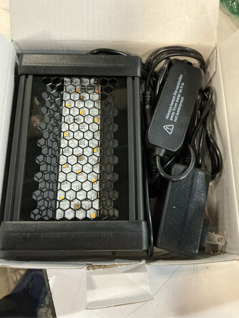 Condition photo showing New/Like New for hnrloy uvb reptile light,5inch uva uvb led heater lamp bar for bearded dragon, turtles, gecko, snake, lizard, adjustable 6/10/12h timer, dimmable with 3 lighting modes