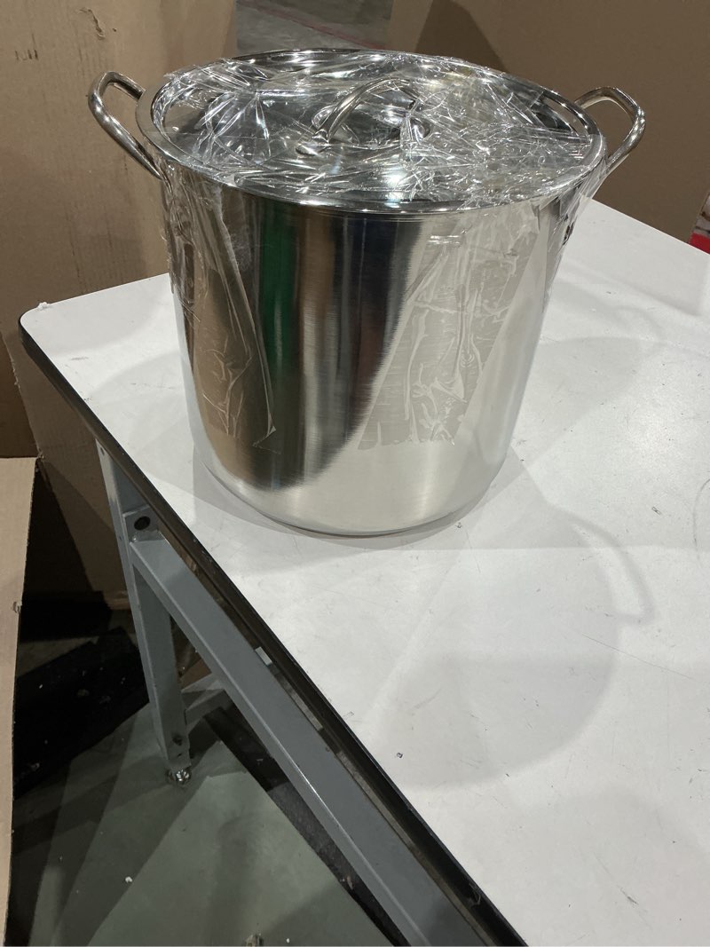 Condition photo showing As Is for stainless steel crawfish pot meat stewed pot for seafood boils for cooking soups and stews kitchen versatile cooking bucket and