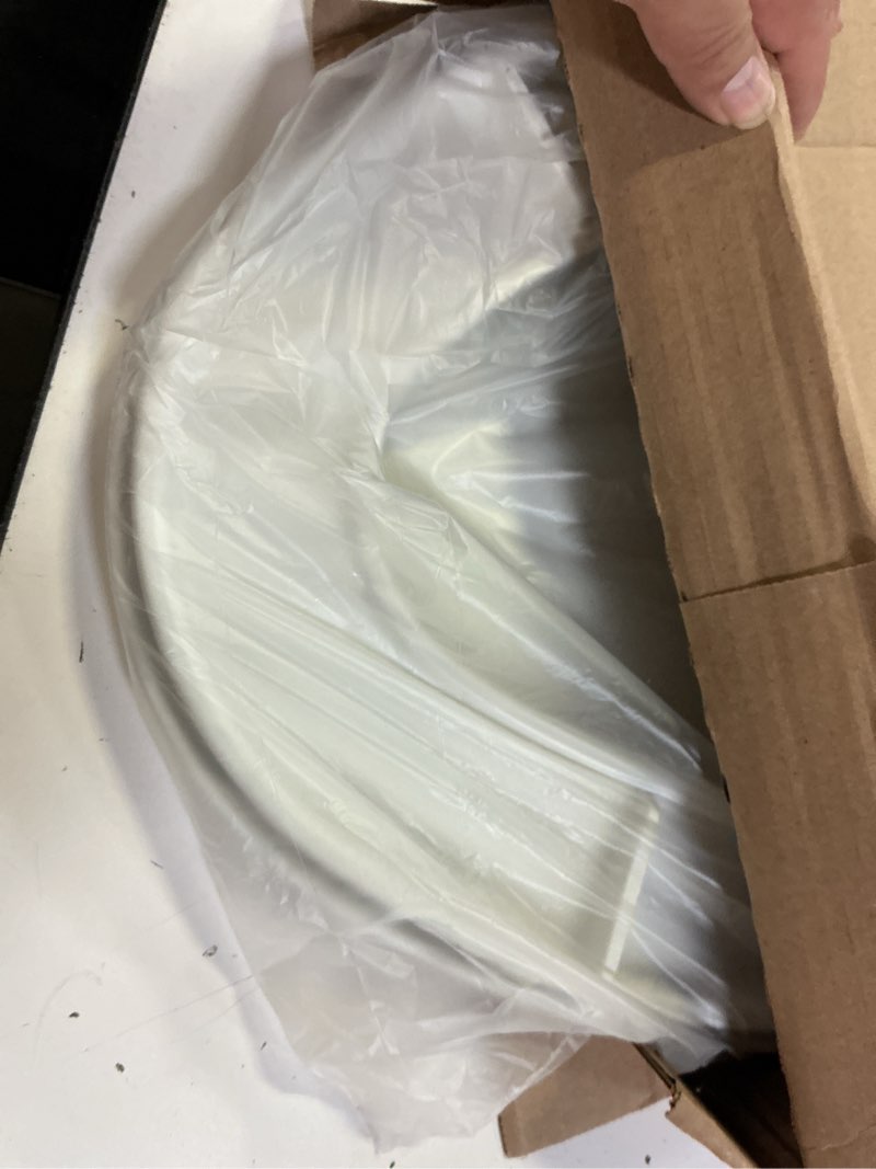 Condition photo showing Good Condition for bemis 7300slec slow close toilet seat, easy clean hinges and durable plastic seat, made in usa, elongated, white