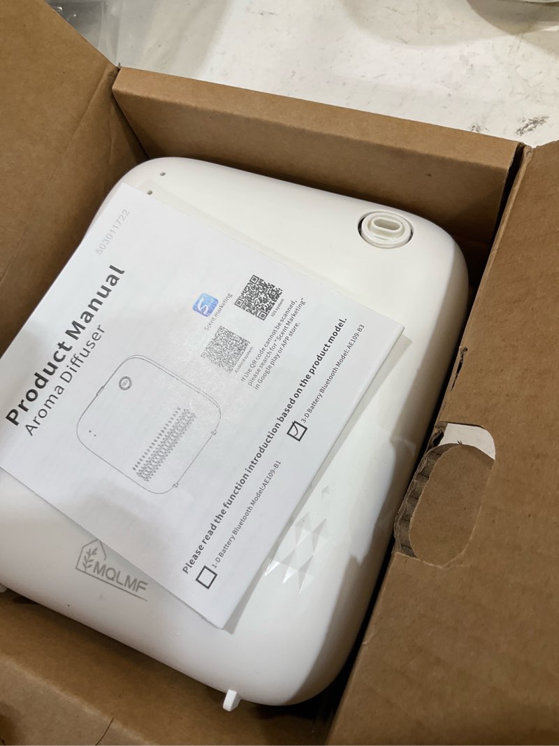Condition photo showing Good Condition for waterless diffuser,2000 sq ft,usb plug-in&battery,safety lock,quiet,bluetooth app,hotel home collection scent machine - white