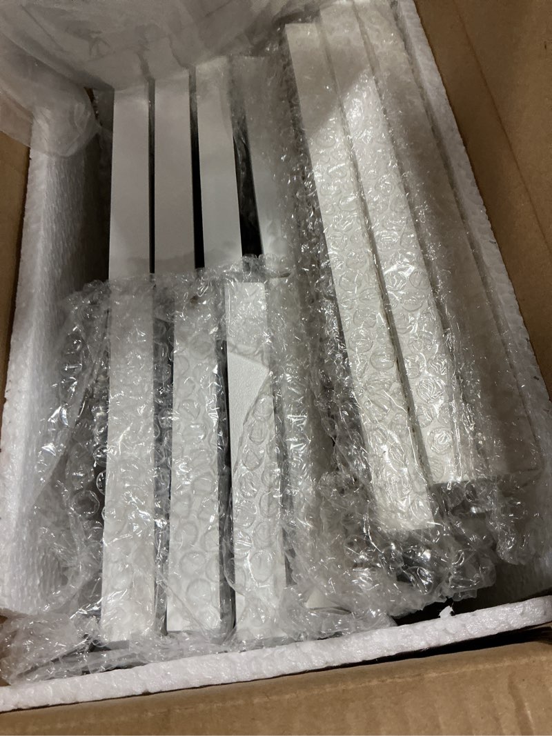 Condition photo showing Good Condition for ray & chow white gallery wall picture frames kit,set of 11 frames,solid wood and glass window,made to display 8x10 5x7 without mat or 5x7 4x6 pictures with mat,hanging hardware included
