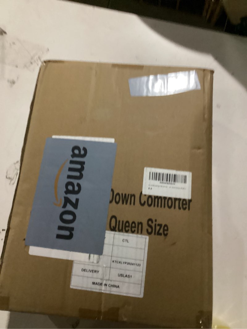 Condition photo showing New/Like New for bedsure white duvet cover queen size - soft double brushed bedding set for kids & adults, zipper closure, 3 pieces, includes 1 duvet cover (90"x90") & 2 pillow shams, no comforter queen (90" x 90") 00 - white (no comforter)
