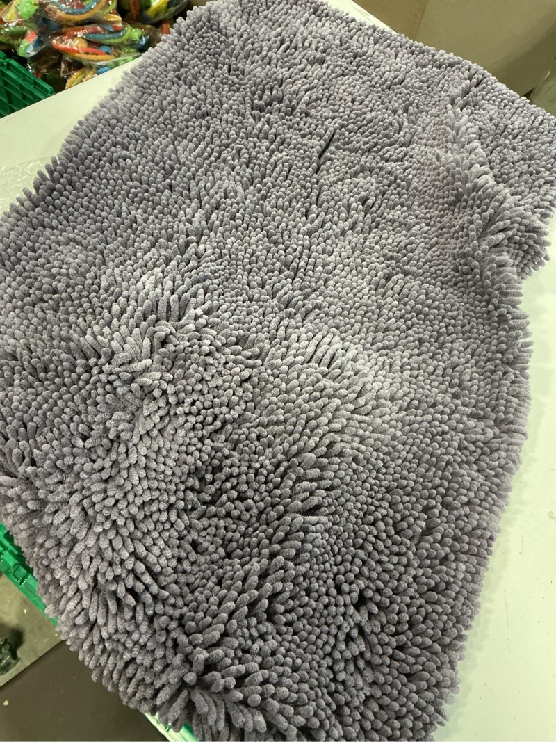 Condition photo showing Good Condition for amazon basics non-slip microfiber absorbent plush shag bathroom rug mat, machine washable, 21" x 34", lavender lavender 1'9" x 2'10" (rectangular)