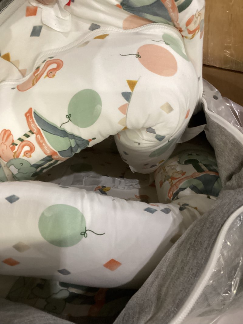 Condition photo showing Good Condition for baby lounger for newborn 0-24 months, portable infant lounger with soft breathable cotton, adjustable size lengthen space lightweight & washable essentials for home (3. carousel)