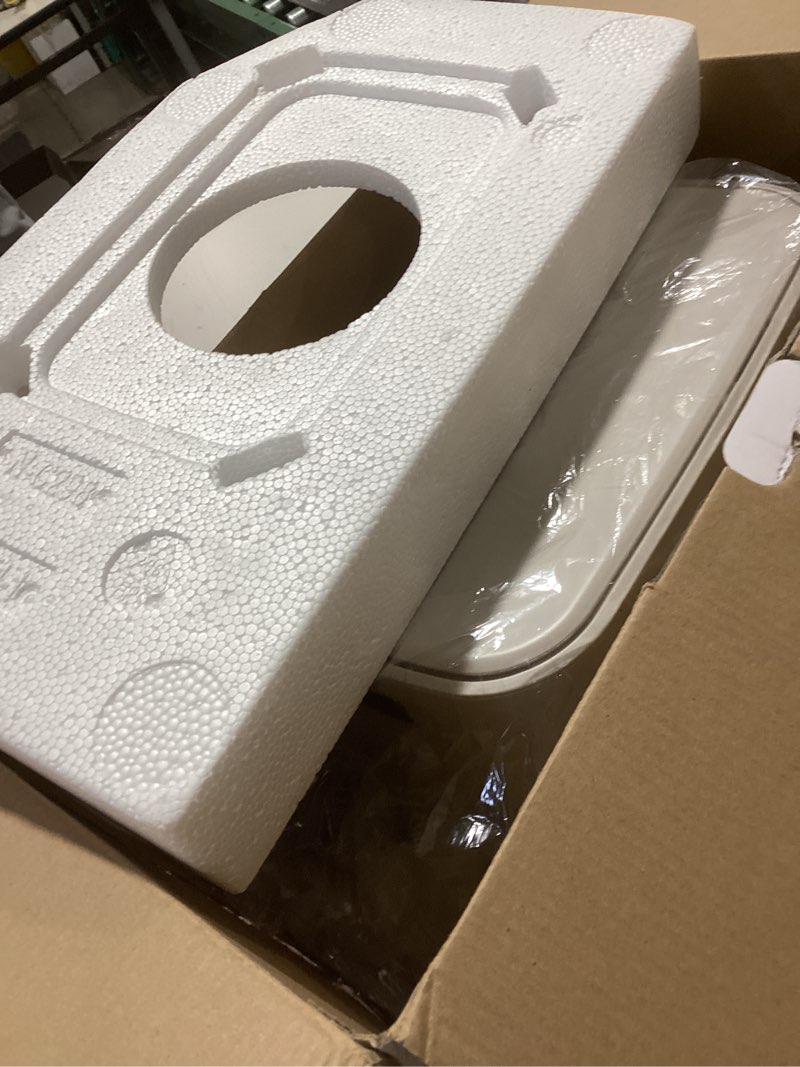 Condition photo showing Good Condition for bella 4Qt Slim Air Fryer, Fits-anywhere™ Kitchenware, EverGood™ Ceramic Nonstick Coating, Adjustable Temperature, 6 Preset Cooking Options, 60 Min Auto Shutoff w Audible Tone, 3.3lb Capacity, Oatmilk 4 QT Oatmilk