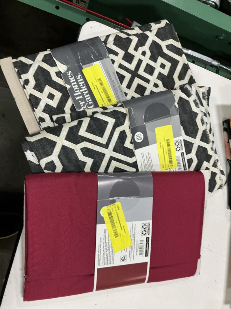Condition photo showing Good Condition for (different style and color) pack of 3) better homes & gardens 100% cotton trellis black  2 yard precut fabric