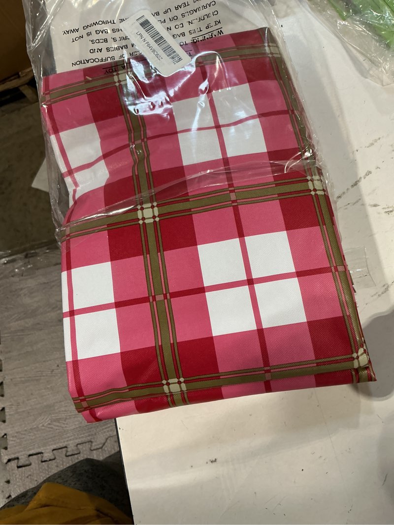 Condition photo showing Good Condition for walrus heavy duty vinyl tablecloth with flannel backing waterproof oil-proof plastic table cloth stain-resistant wipeable rectangle or square table cover for indoor and outdoor (lattice,52x70 inch) lattice 52" x 70" (rectangular)
