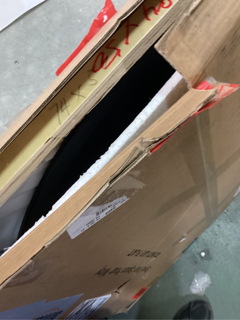 Condition photo showing Good Condition for 32" Round Glass Table Top, Tempered Glass Surface, 2/5" Thick Beveled Polished Edge Multipurpose for Dining, Coffee, Restaurant, Patio Table Replacement, Clear