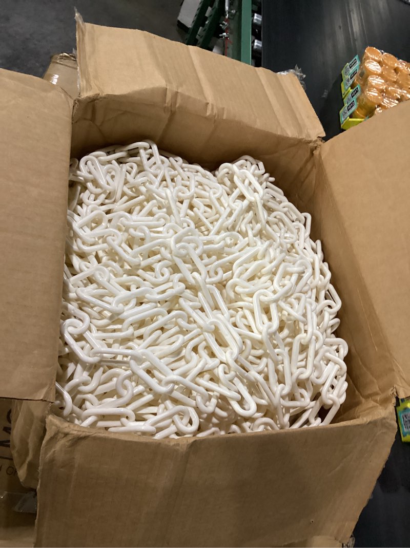 Condition photo showing New/Like New for mukchap 164 feet white plastic chain links, lightweight plastic safety chain, plastic barrier chain for crowd control, queue line, decoration, link length, width and thickness 1.36x0.78x0.24 inch