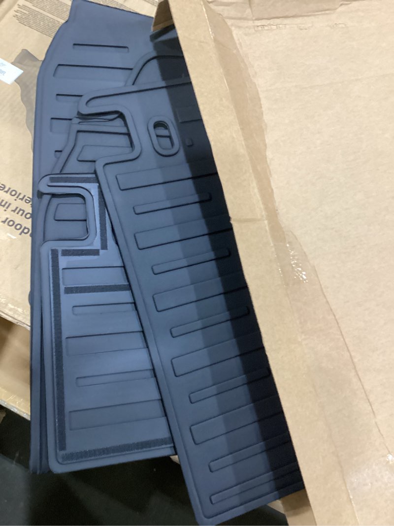 Condition photo showing Good Condition for cargo mat with backrest mat for 2020-2024 2025 2026 toyota highlander car mat accessories(both hybrid and gas), tpe all weather cargo liner with seatback cover(highlander-2 in 1 trunk mat) cargo mat with backrest mats