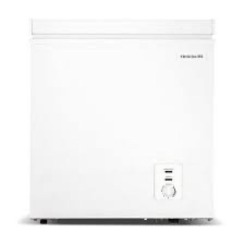 Frigidaire 2.1 cu. ft. manual defrost chest freezer, model EFRF200-6COM