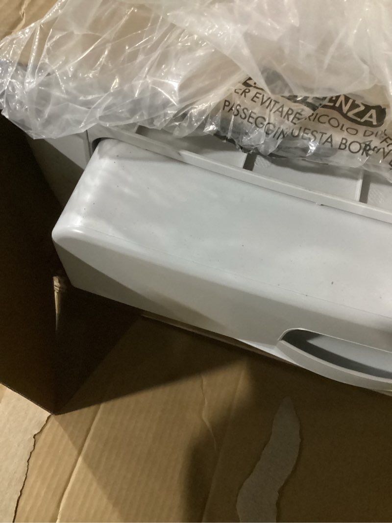 Condition photo showing Good Condition for PetSafe ScoopFree Clumping Self-Cleaning Litter Box - Automatic Electric Litter Box with Integrated Health Counter - Mess-Free Waste Disposal - Odor-Free for Fresh Environment Gray 1 unit (Pack of 1)