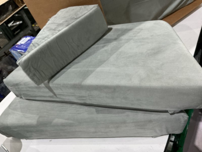 Condition photo showing As Is for foamoh super castle play sofa