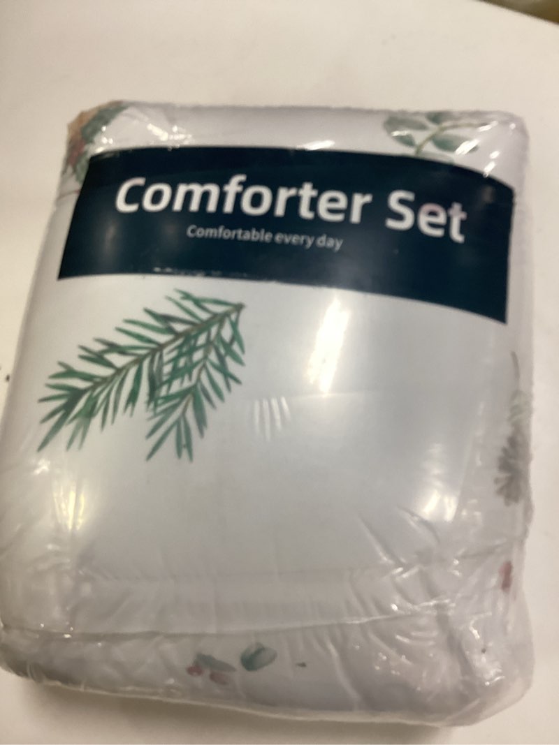 Condition photo showing New/Like New for DJY Christmas Comforter Set King Size Red Cardinal Bird Poinsettia 7 Pieces Bed in a Bag Rustic Checkered Pattern Christmas Bedding Set, Soft Microfiber Festive Winter Holiday Comforter (104''x90'') Cardinal Bird King