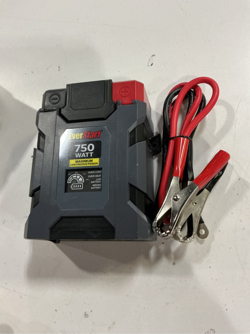 Condition photo showing Good Condition for 750 watts vehicle power inverter