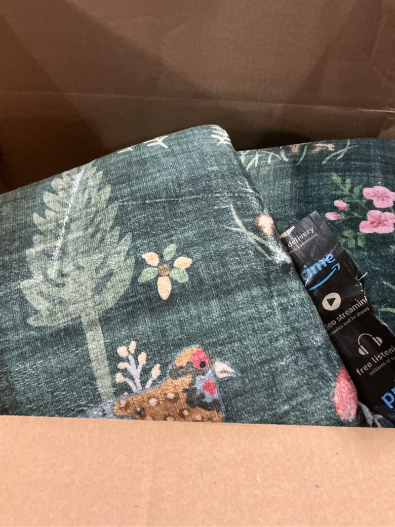 Condition photo showing Good Condition for 8x10 Area Rugs for Living Room: Washable Bedroom Rug Vintage Area Rug Stain Resistant Non Slip Low Pile Lightweight Soft Carpets for Living Room Dining Room Kitchen Nursery Kids Room Farmhouse Indoor 8' x 10' (Rectangular) Animal-dark Blue Black