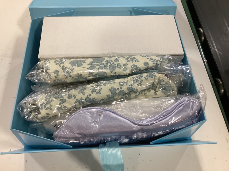 Condition photo showing New/Like New for skylety blue floral gift baskets for teen girls, women trendy stuff coquette bow teen girl self care birthday box gift for her, sister friend women sweet 16th 18th 21st box