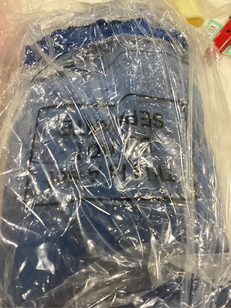 Condition photo showing As Is for 2 Pcs Oversized Bath Sheets 40 x 80 Inch Extra Large Bath Towels Coral Fleece Soft Absorbent Jumbo Shower Towels Lightweight for Home, Spa, Beach, Pool (Navy Blue) Navy Blue 2