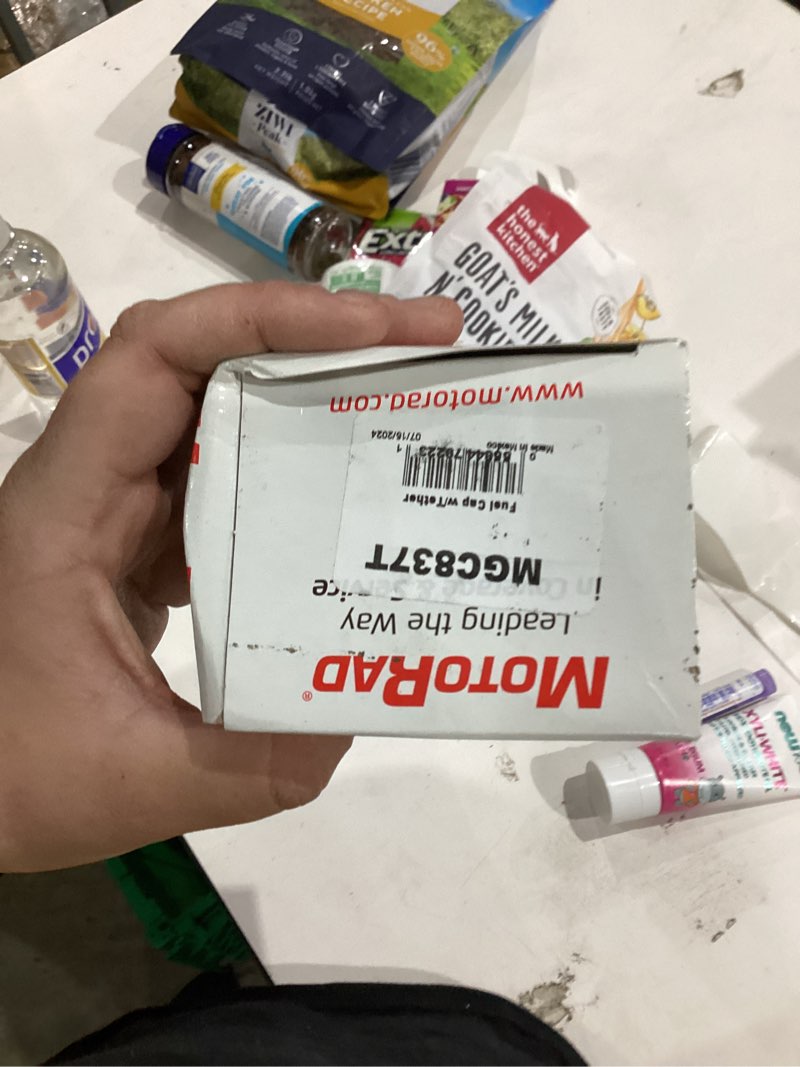 Condition photo showing New/Like New for MOTORAD MGC-837T Tethered Fuel Cap Fits Select Chrysler Dodge Hyundai Jeep Kia Mitsubishi Nissan Ram with Yellow Seal Option Fuel Tank Cap Fits Jeep Wrangler 01–23 Ram 1500 11–18 Hyundai Sonata 06–23