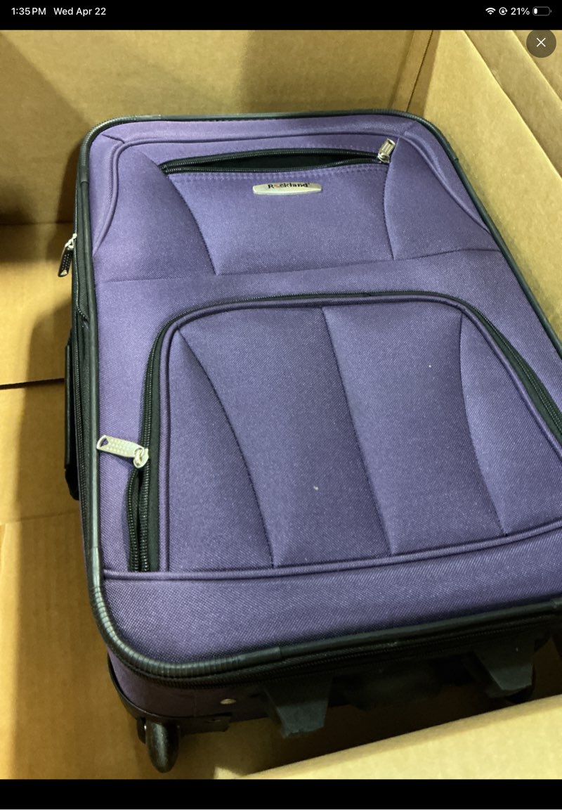 Condition photo showing Good Condition for rockland pasadena expandable spinner carry-on 19", purple