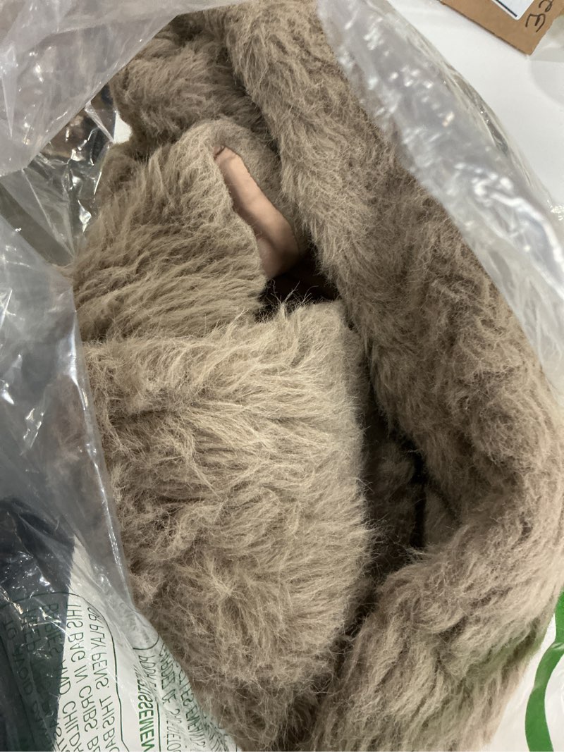 Condition photo showing As Is for WELLATENT Fur Coats For Women,Plus Size Cropped Faux Fuzzy Jacket Fluffy Fall Coat.