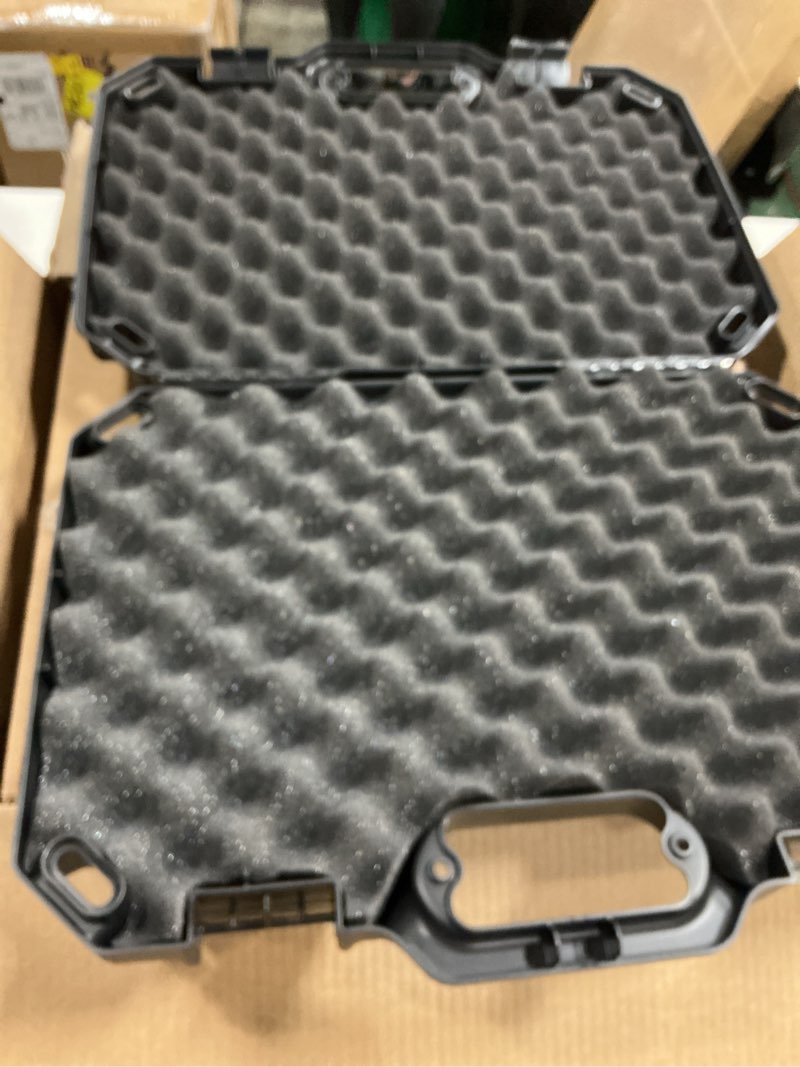 Condition photo showing New/Like New for plano tactical pistol case, 1071800 black, 18