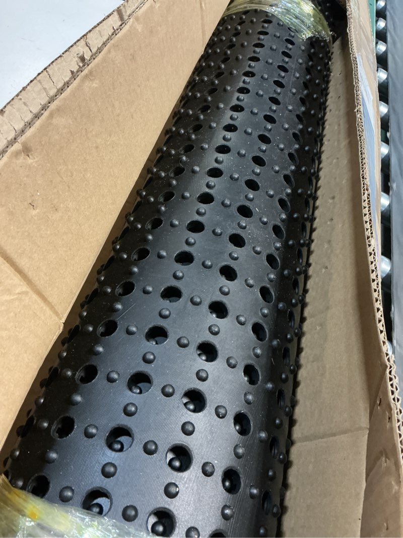 Condition photo showing Good Condition for jxgzyy Non Slip Rubber Floor Mat, 39.37''x 59.06'' Doormat with Rubber Backing,Heavy Duty Indoor Outdoor Rug for Entryway, Patio, Porch, Garage, Black