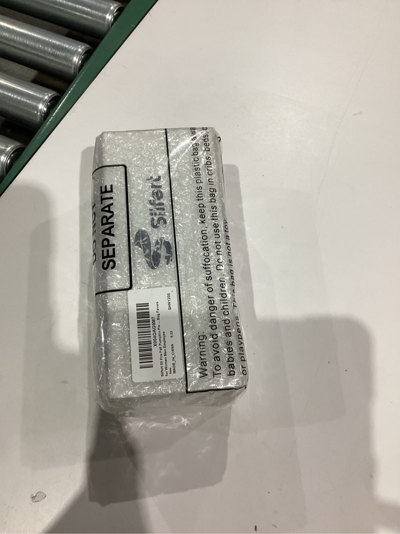 Condition photo showing New/Like New for 50 Pcs Thanksgiving Pumpkin Pie Scented Lip Balms Bulk Thanksgiving Party Favors Fall Party Gifts Autumn Lip Balms Fall Goodie Bag Basket Stuffers Favors for Women Employee (Classic Style) Classic Style 50