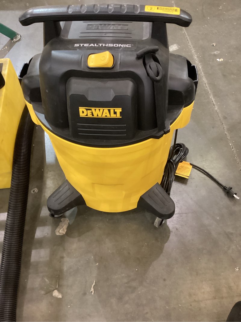 DEWALT Stealthsonic Shop Vacuum Wet and Dry Ultra-Quiet Vacuum Cleaner with