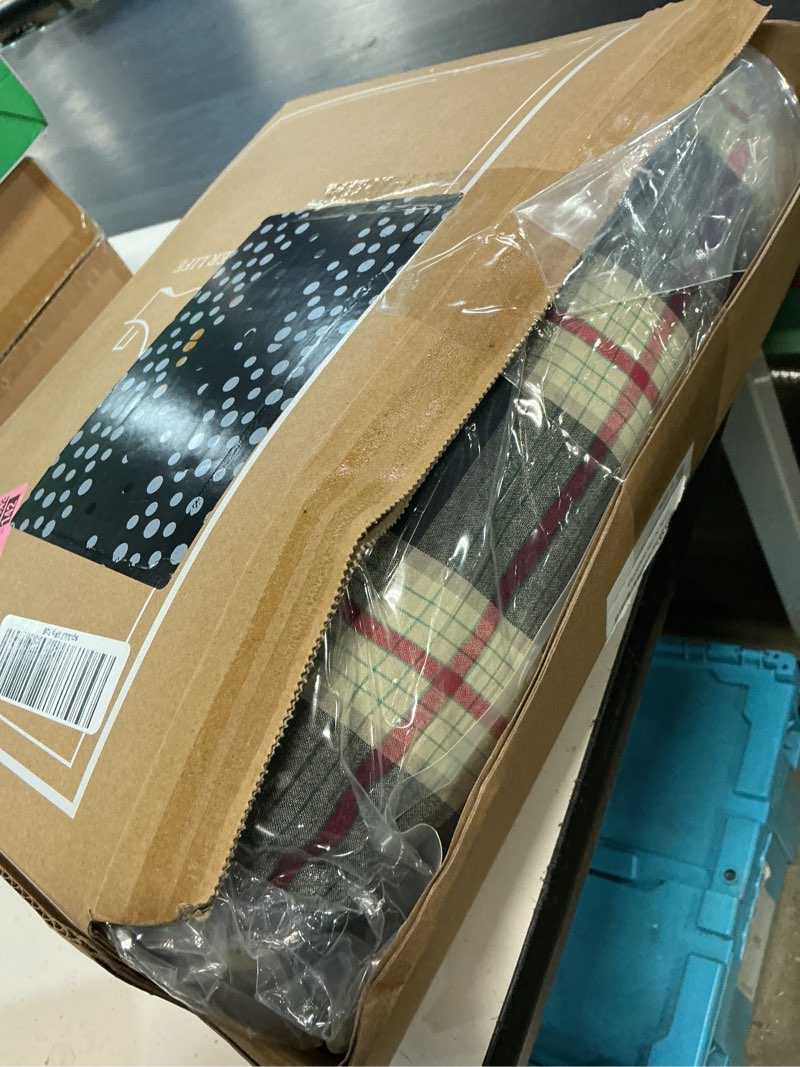 Condition photo showing New/Like New for 100% cotton comforter set king size – reversible yarn-dyed checkered design, soft washed cotton on both sides, lightweight all-season bedding, machine washable(black red plaid, 104”x90”) black red king(104"x90")