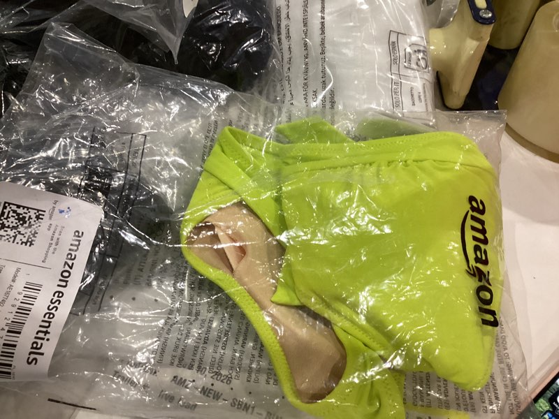 amazon essentials women's light-support tie halter bikini swimsuit top (available in plus size), lim