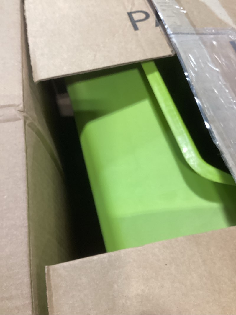 Condition photo showing Good Condition for low entry litter box for kittens & senior cat, high sided kitty litter boxes with handle, anti-splash plastic large litter tray pan for big cats, easy to clean, 19.6" l*13.7" w*8.6" h (green) green-1 pack 19.6"l x 13.7"w x 8.6"h