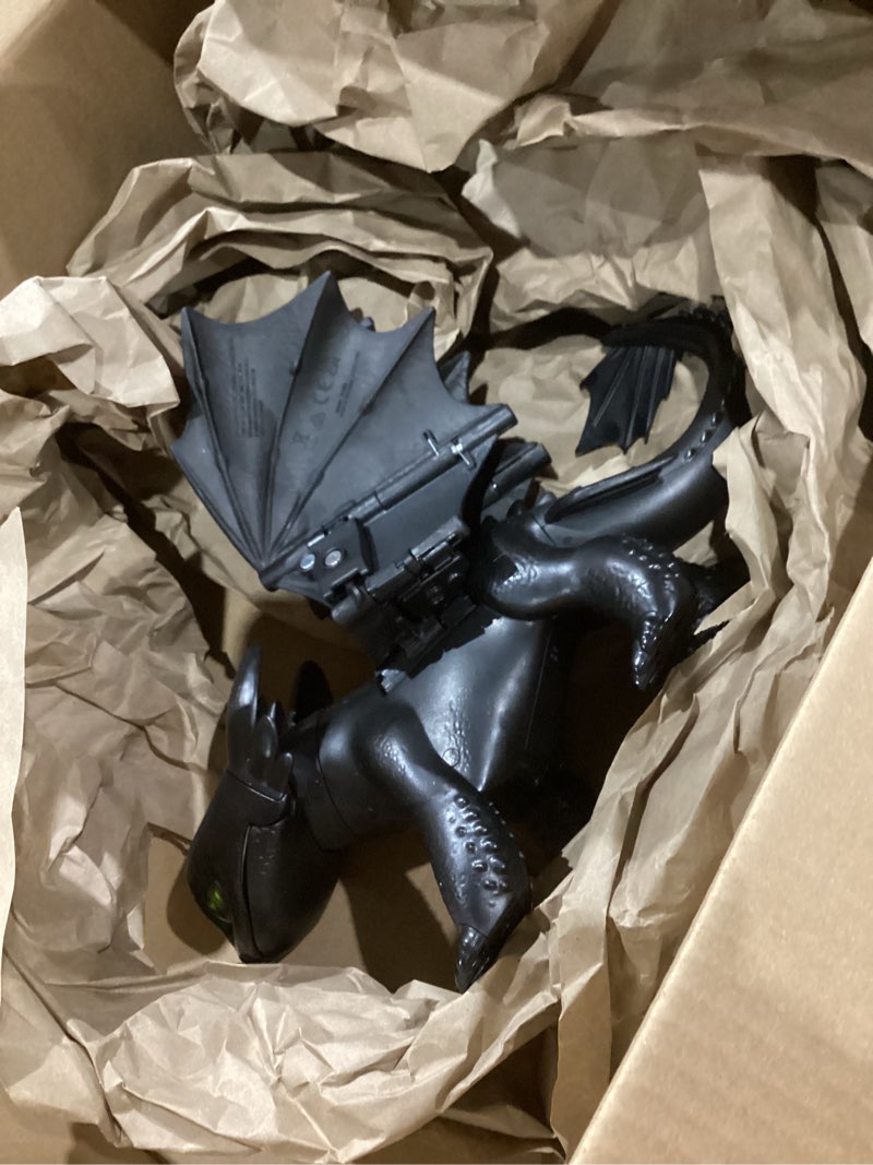 DreamWorks Dragons How to Train Your Dragon, Tame & Train Interactive Toothless with 60 Sounds & Rea