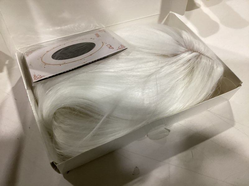 Condition photo showing New/Like New for White Wig for Kids Girls Long White Straight Wig Children Long Middle Part Wigs Heat Resistant Synthetic Wigs with Cap