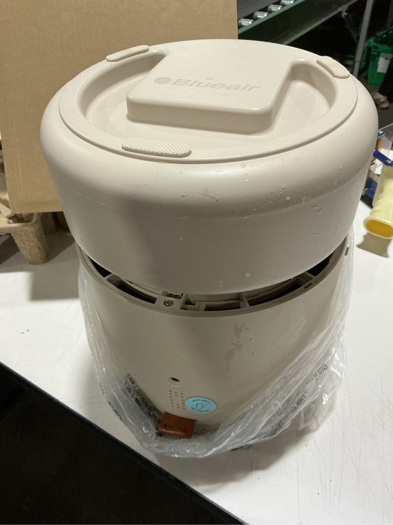 Condition photo showing Good Condition for BLUEAIR Room Humidifier - DreamWell - 48Hr Top-Fill Mist-Free InvisibleMist Technology Aroma Stone for Essential Oils and Soothing Mood Lighting - Quiet Operation for Bedroom and Home Use, Grey