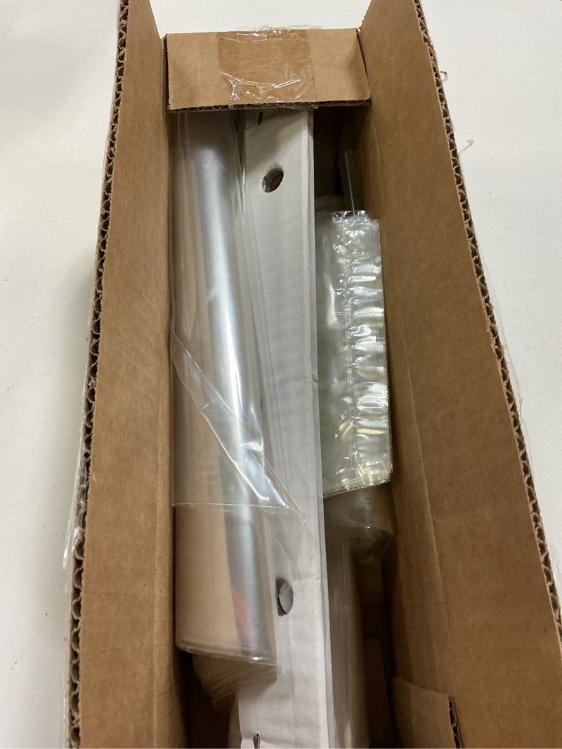 Condition photo showing Good Condition for holiday designs - 100 pcs bottom sealed clear bouquet sleeves - waterproof floral wraps for fresh flower arrangements - 1.2 mil thick (15” x 25” x 5”) - pack of 100 100 count (pack of 1) 15"t 25"l 5"b