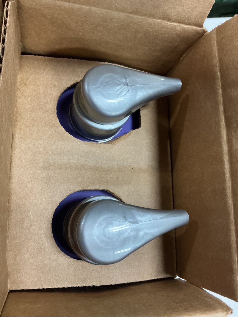 Condition photo showing New/Like New for l'oreal paris elvive hyaluron plump shampoo and conditioner set for dehydrated, dry hair with hyaluronic acid care complex, 1 kit (2 products)