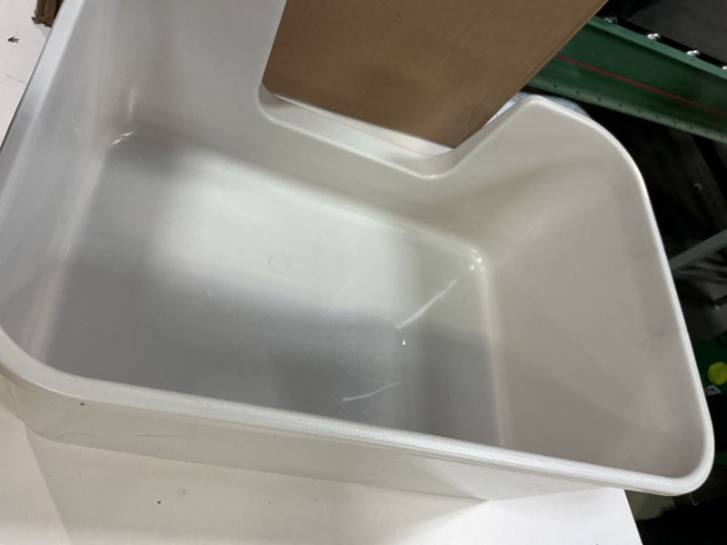 Condition photo showing Good Condition for large cat litter box with high sides for indoor cats,xl low entry open top cat litter pan for kittens,big or senior cats,high wall easy cleaning anti-splashing multi-cat litter tray (grey)