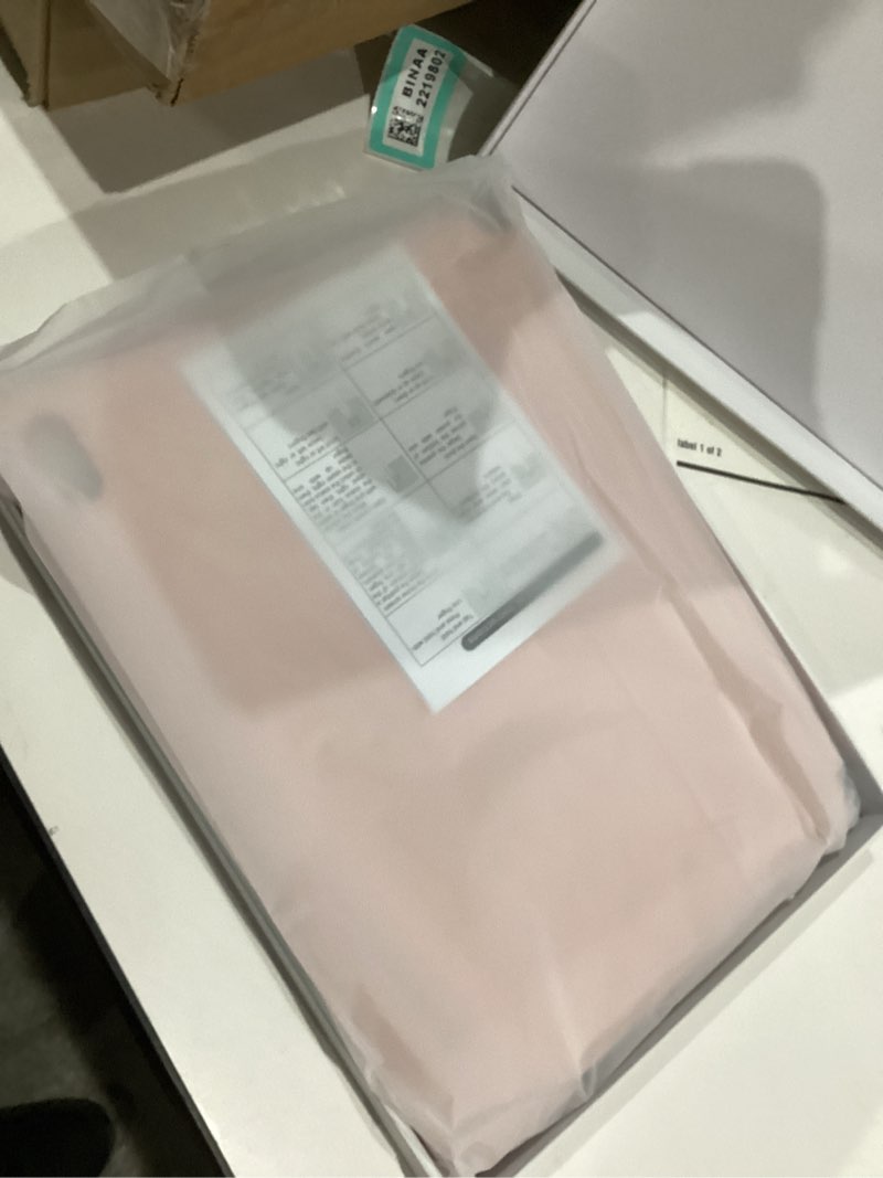 Condition photo showing New/Like New for for iPad 11th(A16, 2025)/10th Generation Case with Keyboard, Magic Keyboard 2022, Springy Backlit Keys, Stain-Resistant Surface, Multi-Touch Trackpad,Pink