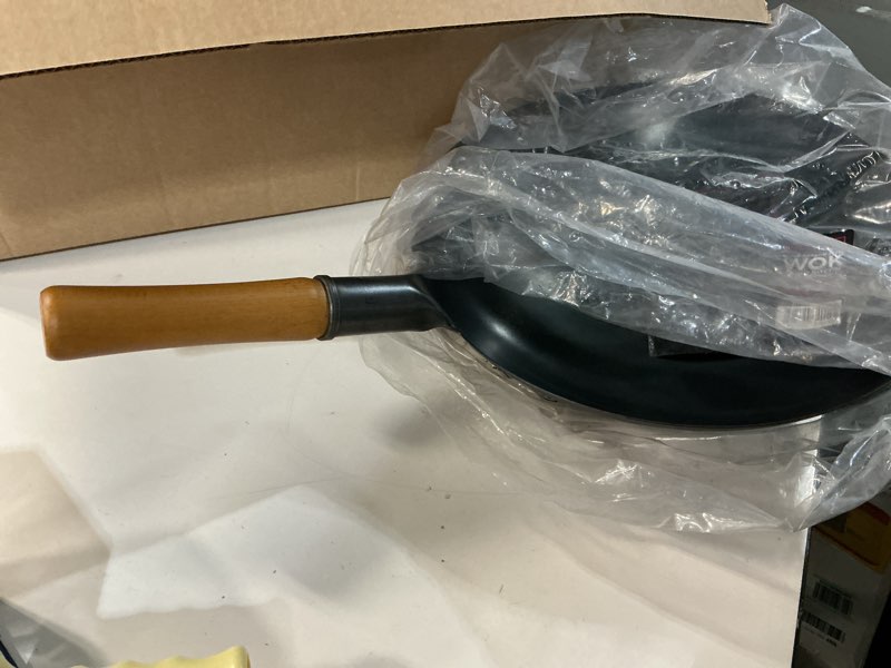 Condition photo showing Good Condition for YOSUKATA 14" Carbon Steel Wok with Round Bottom – Pre-Seasoned Pow Wok for Stir Fry – Traditional Chinese Japanese Black Steel Pan – Outdoor Cookware for Gas Stovetops, Open Fire, BBQ, Camping