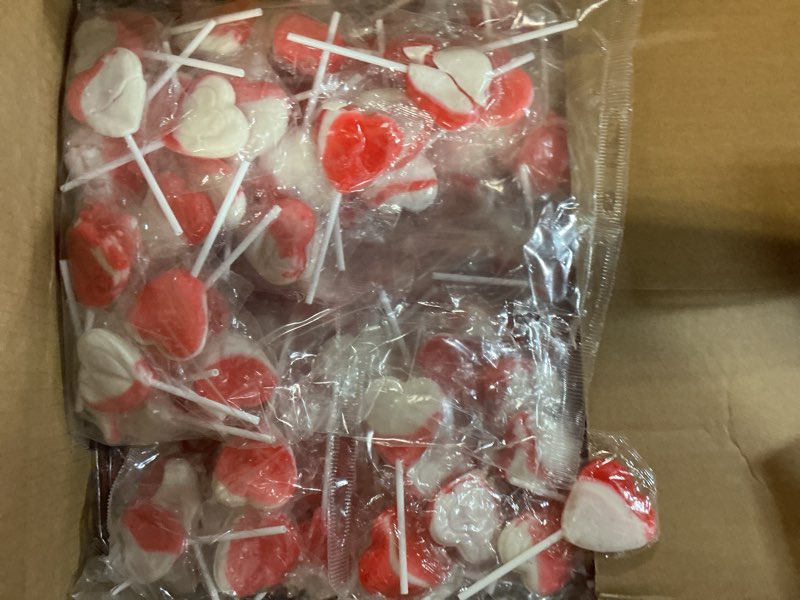 Condition photo showing New/Like New for fruidles strawberry & cream double heart lollipops, 20 pounds (bulk) double heart shaped flavored, individually wrapped 18 gram lollipop strawberry 20 pounds (bulk) (best by 06/08/2027)