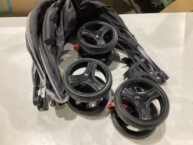 https://lotting-media.assets.bidfta.com/lotting_31f7c78d-93df-45fe-a222-477c7e4c19d2