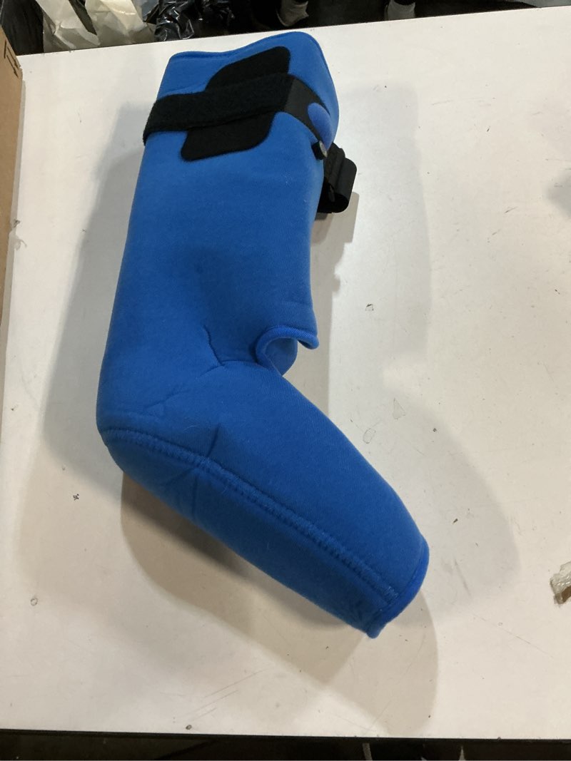 Condition photo showing Good Condition for united ortho air cam walker fracture boot liner medium blue