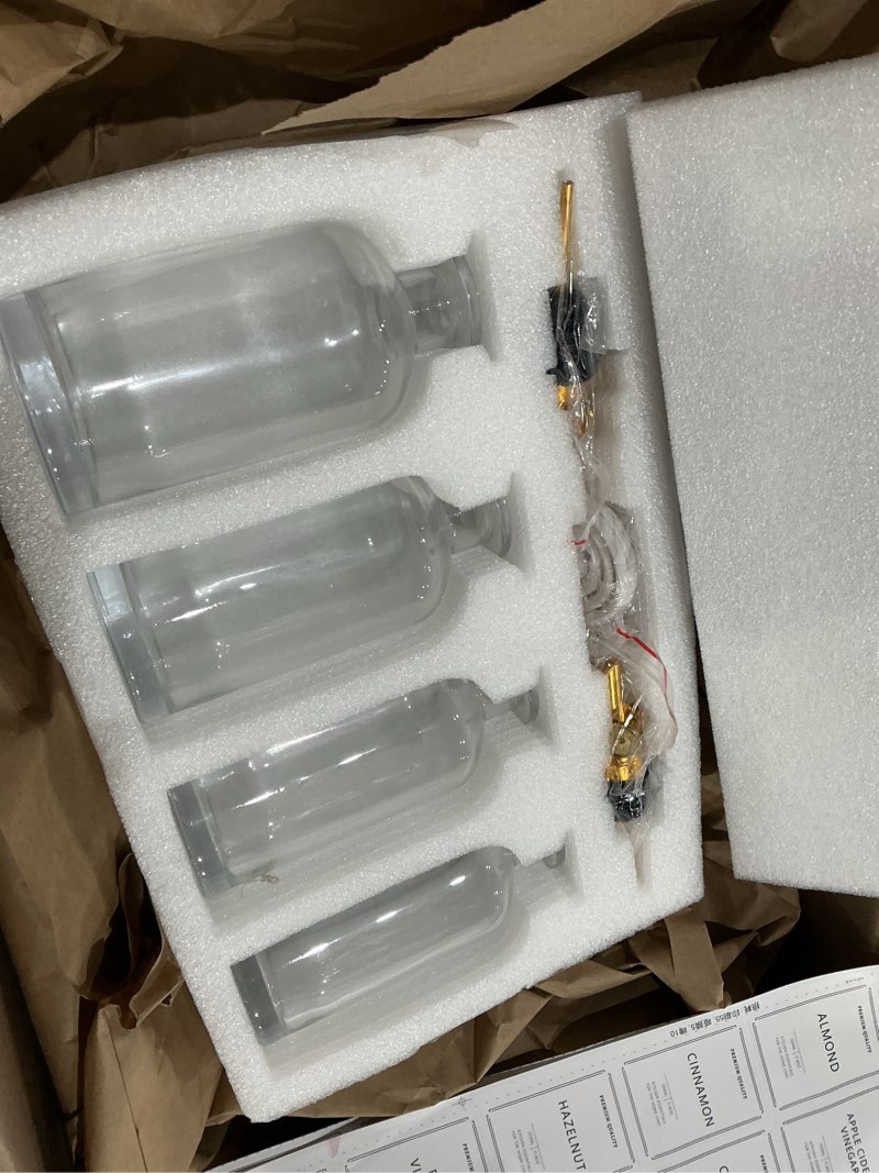Condition photo showing Good Condition for molimoli glass olive oil cruet set - 350ml bottles with weighted pourers, set of 4 350ml, set of 4