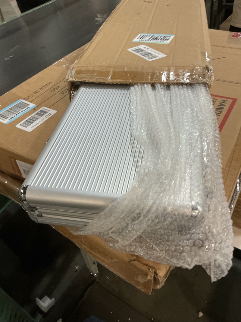 Condition photo showing Good Condition for SEETOOOGAMES 500pcs Capacity Empty Aluminum Poker Chip Case Only 500 chip capacity