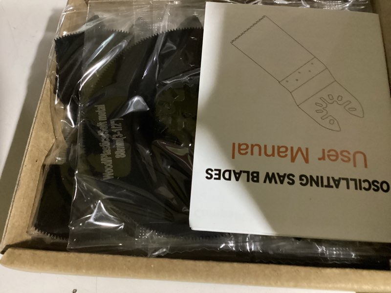 Condition photo showing New/Like New for 26pcs Oscillating Saw Blades Titanium Multitool Blades for Wood Plastics Metal oscillating Tool Blades Kits Fit Rockwell Ridgid Ryobi Milwaukee Chicago Craftsman Dewalt