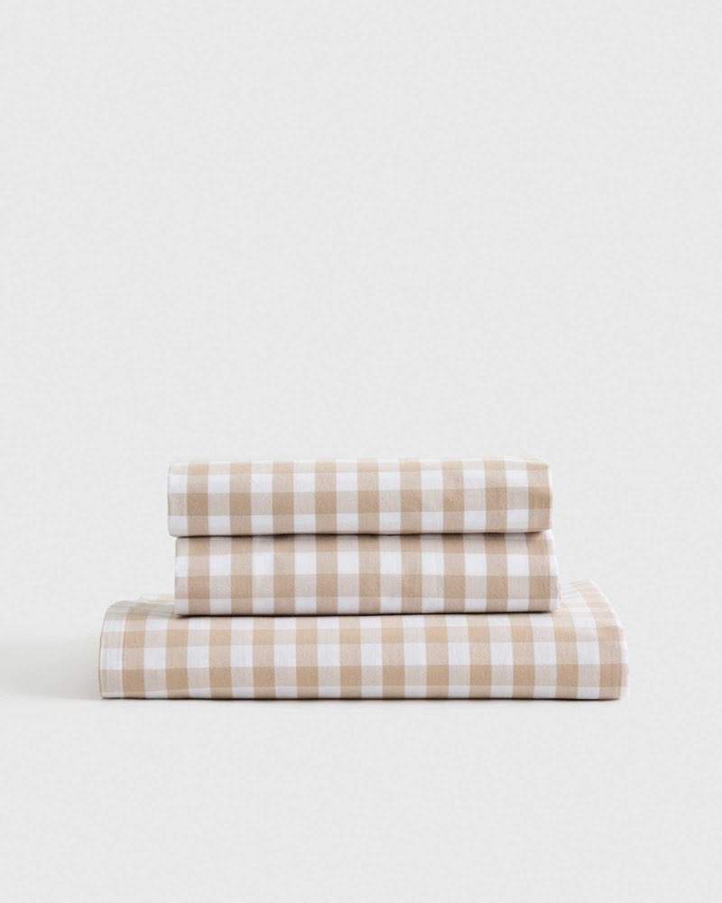 organic crisp percale gingham fitted sheet set, queen, cafe