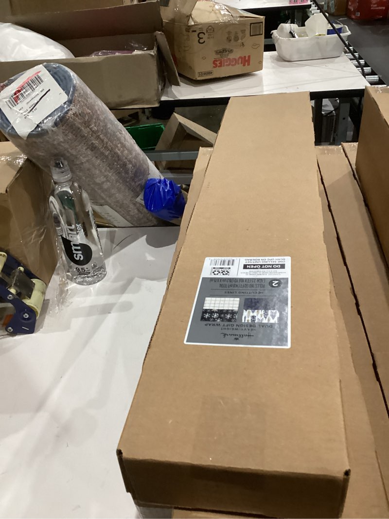 Hallmark Christmas Wrapping Paper Jumbo Rolls with Cut Lines on Reverse (2 Rolls, 4 Designs: 160 Sq.